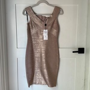 NWT herve leger bandage dress in rose gold